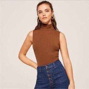 Reformation Stella Bodysuit Toffee Brown S | Ribbed Sleeveless Turtleneck Tencel
